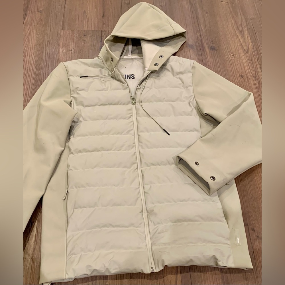 Rains Men's waterproof Puffer Jacket size S